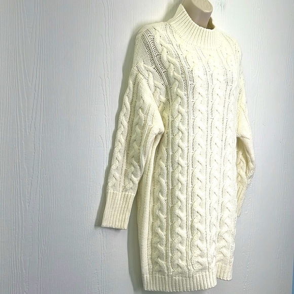 Dreamers - Mock Neck Cable Knit Chunky Ivory Sweater Dress Size Small / Medium - Picture 3 of 12